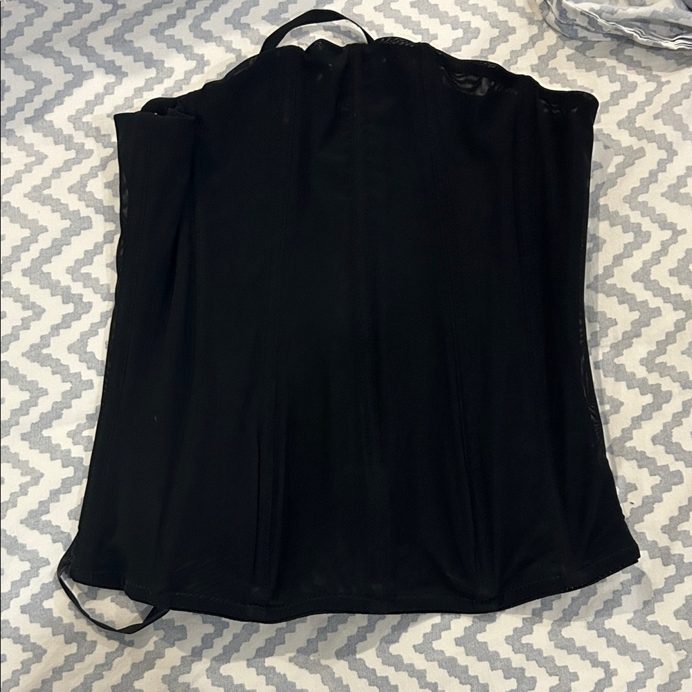 SHEIN Black Strapless Top